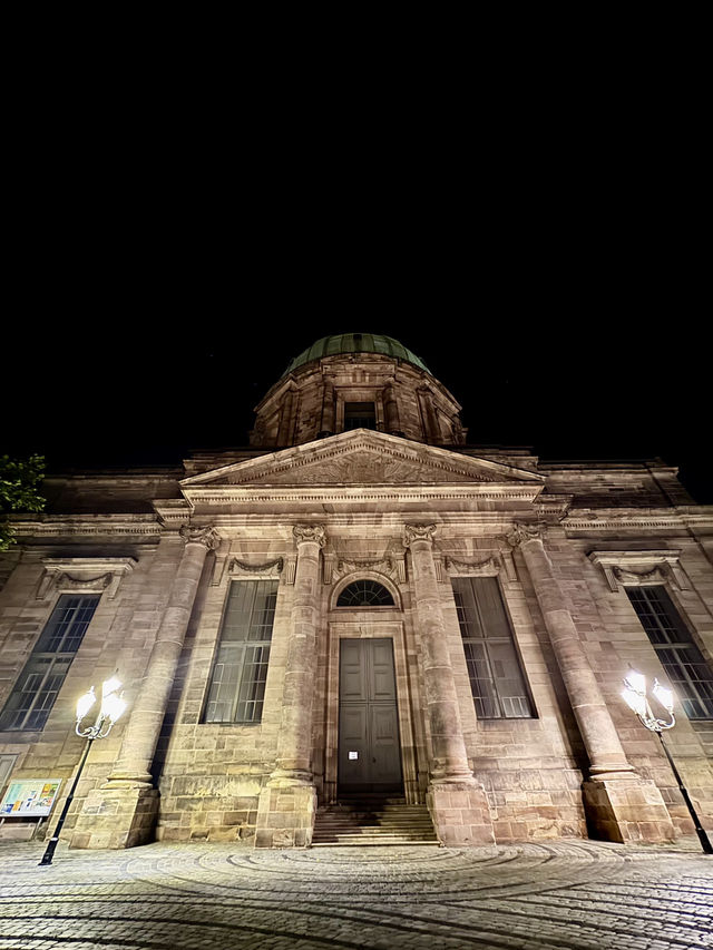 HANDWERKERHOF BY NIGHT – A FAIRYTALE VILLAGE AFTER DARK