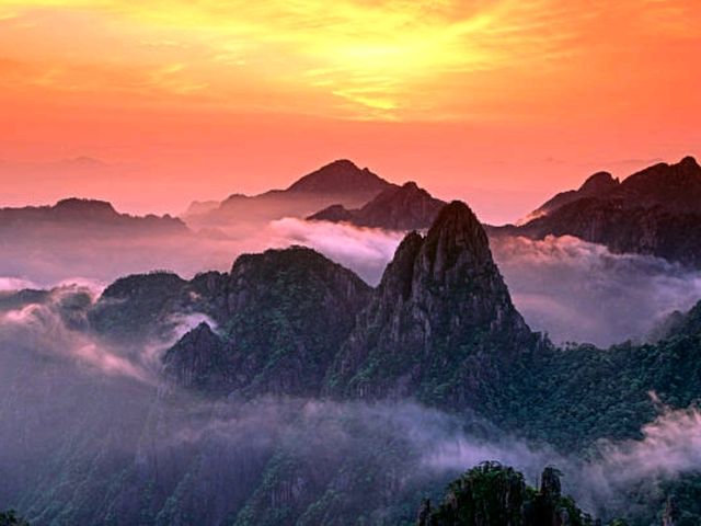 🏞️ 황산: 천상의 산으로 가는 길
