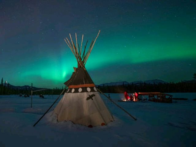 🏔 유콘 화이트호스 & 오로라: 빛의 축제