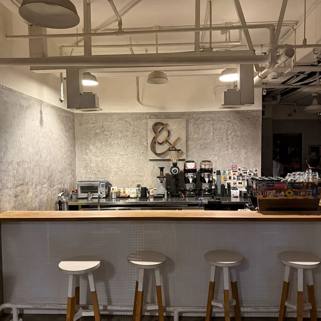A Tale of Two Drinks in the City of Makati