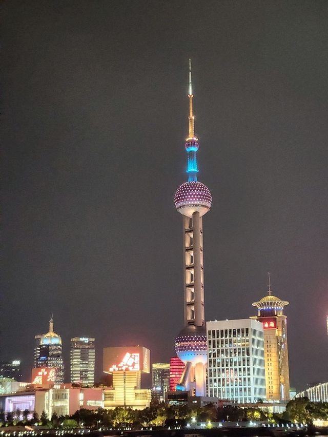 Golden lights, timeless views — Shanghai’s Bund at its best