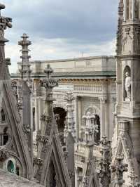 ⛪✨ The Majesty of Milan’s Duomo 🌸🌆  