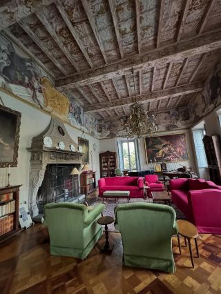 Elegance by the Shores of Lake Como