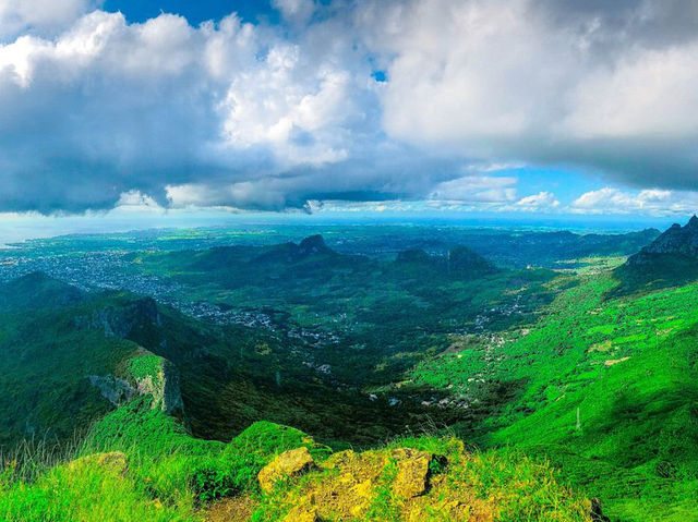 Le Pouce - Unforgettable peak in Mauritius 