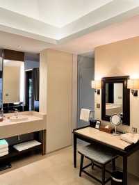 Pool Villa สุดหรู บนชายหาดที่สวยที่สุดบนเกาะสมุย
