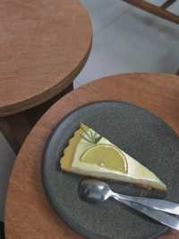🌿 Locals Hatyai – cafe 🍵 