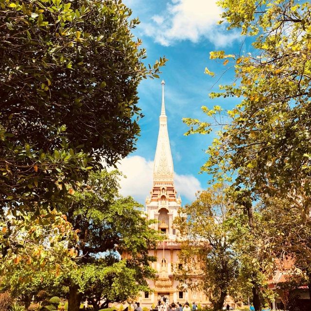 🏖️ Phuket 3–4 Day Itinerary: Beaches, Old Town & Island Adventures