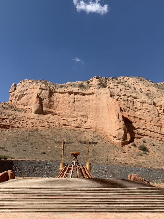 🌈 Shuimo Danxia — ภูเขาสีรุ้งกลาง Lanzhou 🌈 Shuimo Danxia — ภูเขาสีรุ้งกลาง Lanzhou