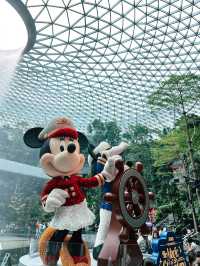 Jewel Rain Vortex: Changi’s Iconic Wonder