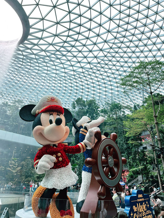 Jewel Rain Vortex: Changi’s Iconic Wonder