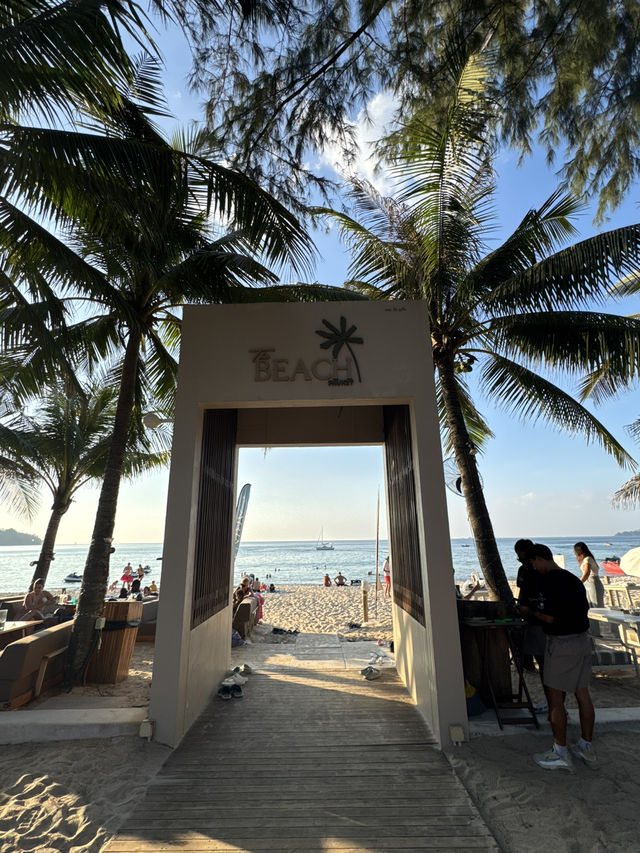 Arinara Beach Resort หาดบางเทา ภูเก็ต ติดทะเล Arinara Beach Resort หาดบางเทา ภูเก็ต ติดทะเล