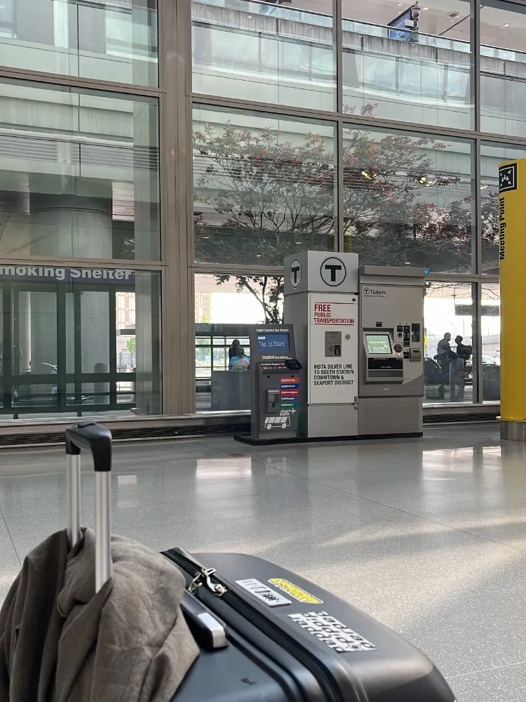 ✈️ 波士頓洛根國際機場