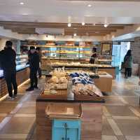 여행가는달 몽골 울란바토르의 오래된 빵집 Jur Ur House & Bakery