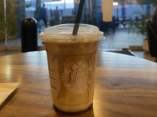 【コスタリカ】2024年オープン！サンホセ国際空港近くのスターバックス☕️