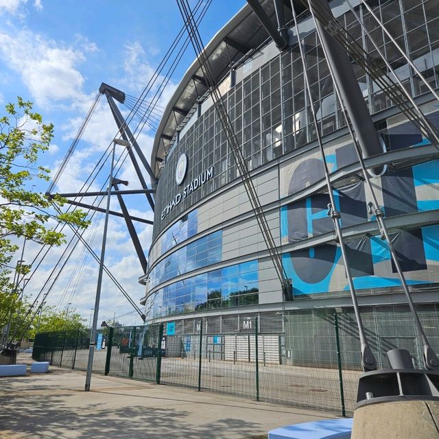 Etihad stadium home to footy crazy