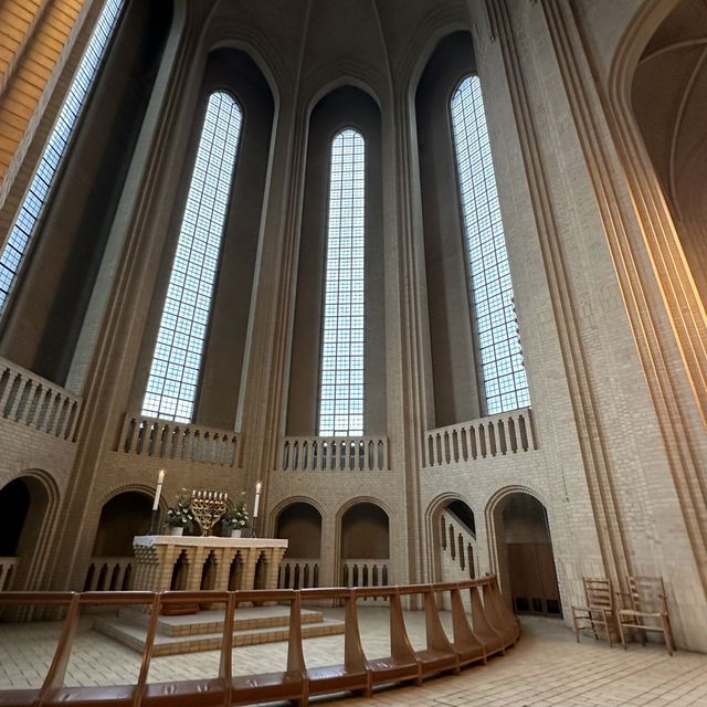⛪️哥本哈根建築設計篇-管風琴教堂Grundtvigs Kirke