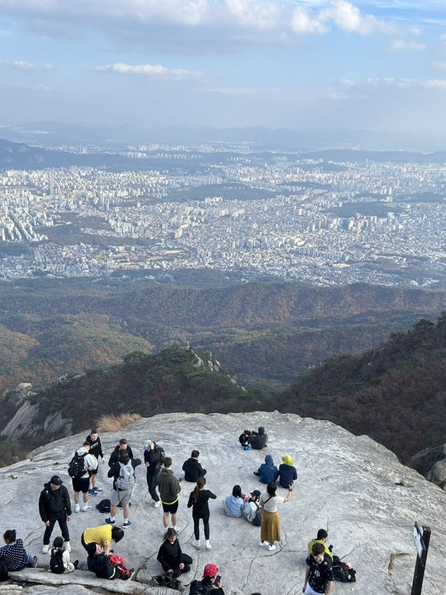 🍂⛰️ Autumn Hiking in Bukhansan: Seoul’s Mountain Escape