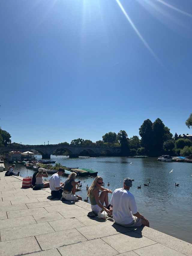 Is this a charming small city or London ? Believe it or not this London Is this a charming small city or London ? Believe it or not this London