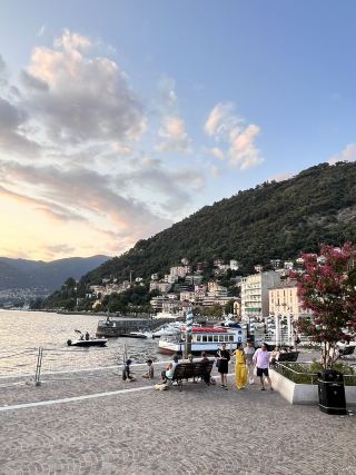 “Como — a place where mountains meet the mirrored s.