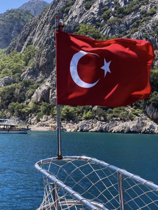 Top 5 Antalya Resorts: Where to Vacation in Turkey This Summer?
