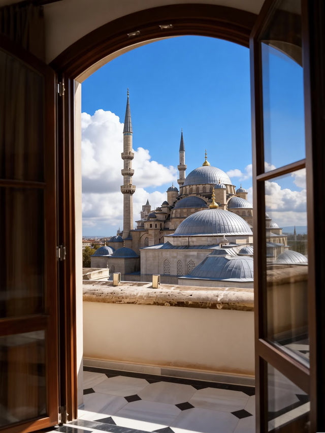 🇹🇷 Стамбул! Зачем вообще бронировать дорогой отель, если есть такое место 🕌