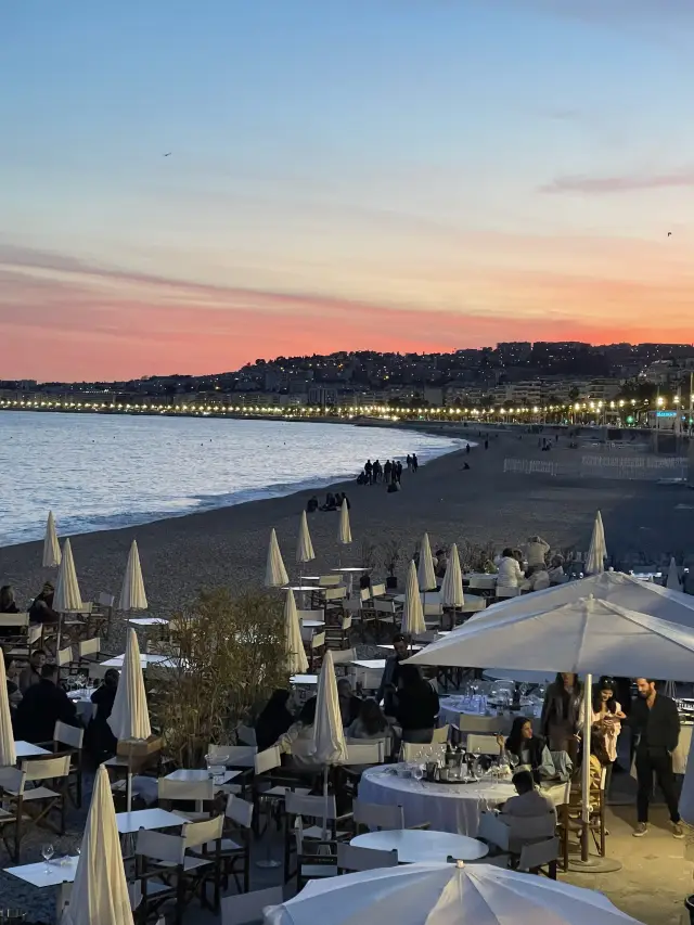 Nice | Forever in love with the sunset of the seaside city.