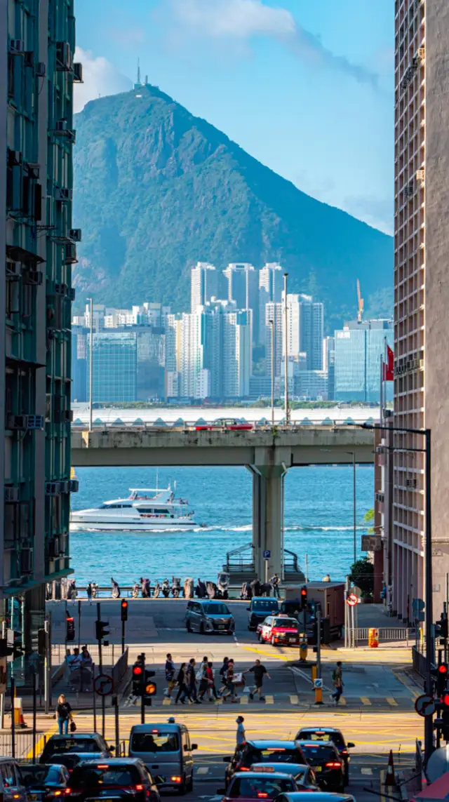 9 Things to do in Hong Kong! 🤩