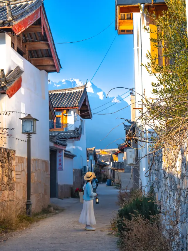 Heed the advice – when you come to Lijiang, you must visit the ancient town beneath the snow mountain before you leave