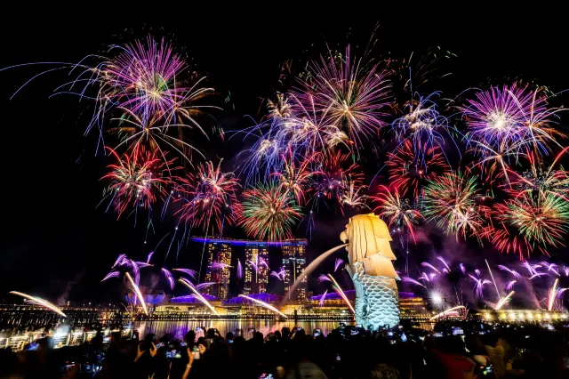 国庆節が近づいています、この花火の祭りを絶対に見逃さないでください