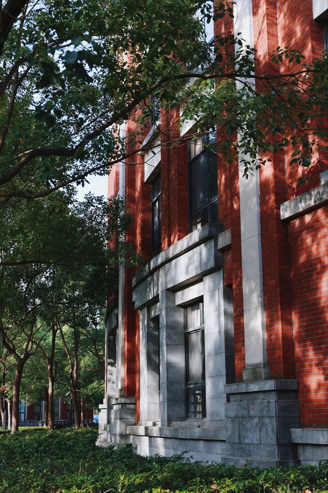 帶娃逛大學第①站——華東政法大學