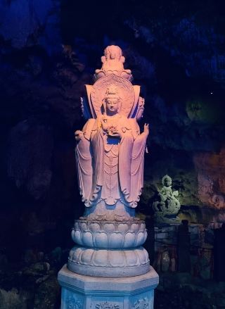 Reverse Travel Diary of Yizhou