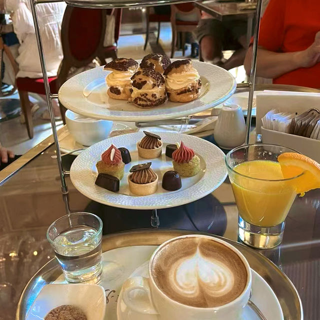 布達佩斯New York Cafe：歷史悠久，文化氛圍獨特，咖啡香醇