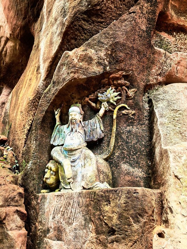 成都眉山｜青神中岩寺｜李白寫詩蘇東坡談愛的地方。