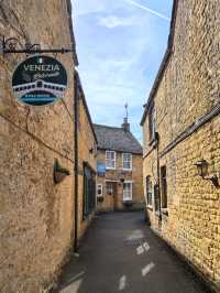 英格蘭最美鄉村之一·科茨沃爾德（Cotswolds）。