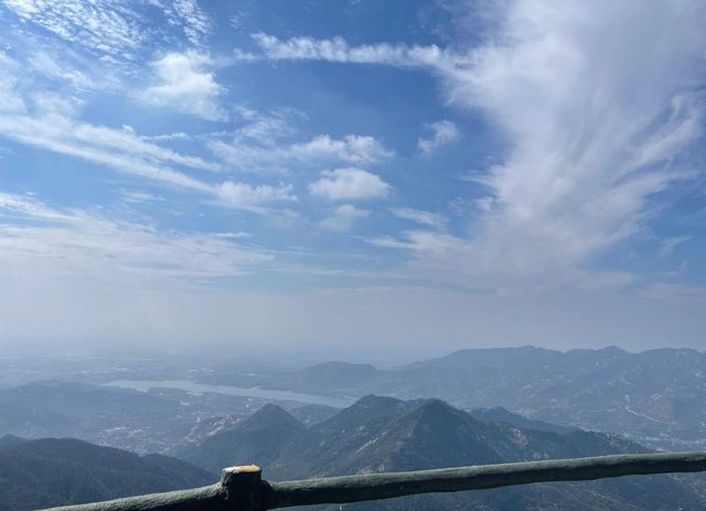 雲海翻騰·天蒙奇境。