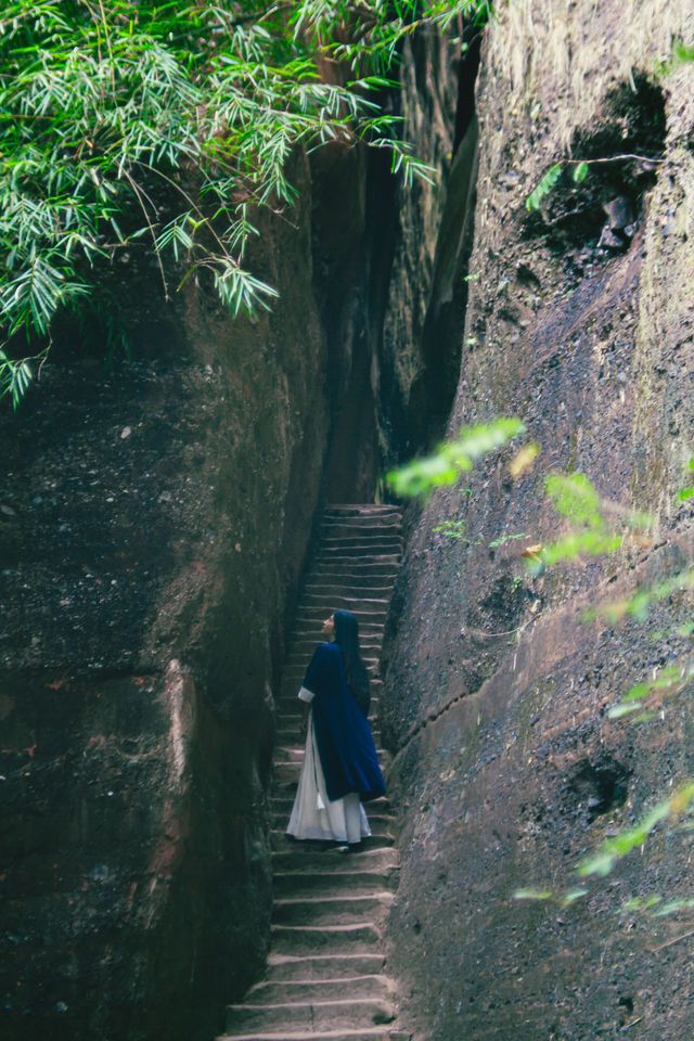 禪意丹霞山——朝行錦岩