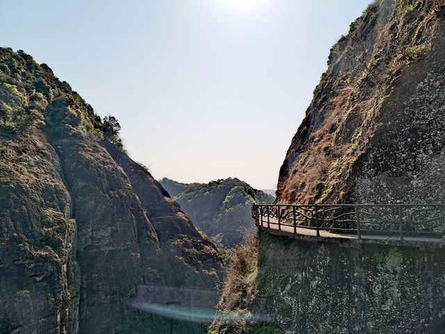 兼具雄、險、奇、秀、幽、古特色的五指石風景區（一）