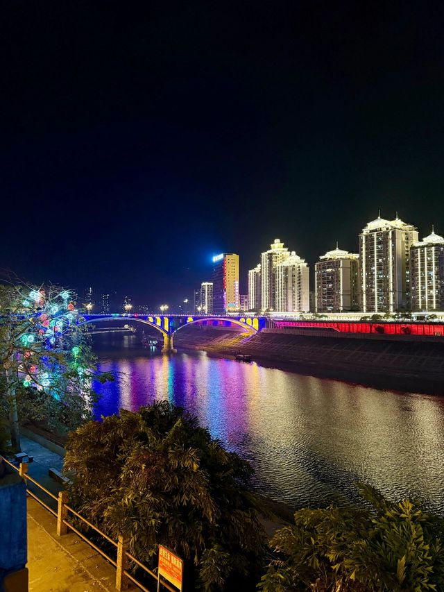 德天跨國瀑布景區-鵝泉3日遊 震撼心靈的美景之旅