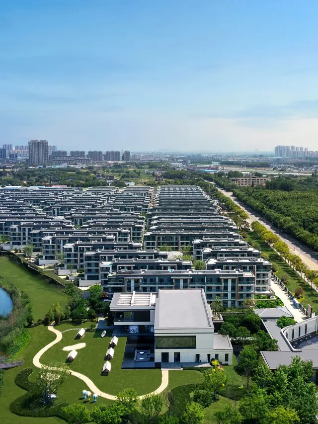 Short Holiday Travel Guide to Qinhuangdao and Other Destinations: Beautiful Scenery Awaits You!