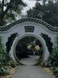 幽蘭深處，時光的呢喃——廣州蘭圃之行