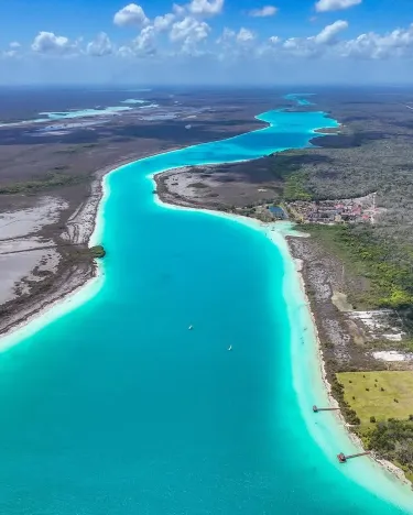 Bacalar, Mexico | Dreamy Lagoon of Seven Colors, a natural turquoise paradise!