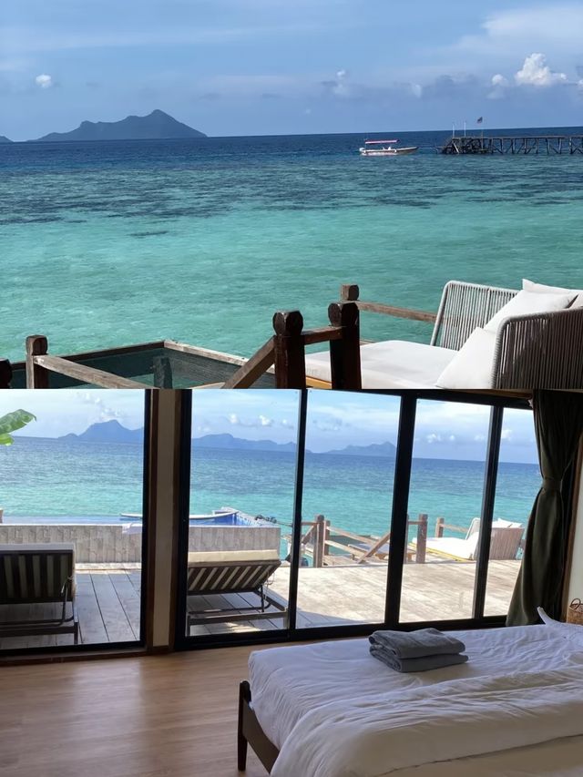 仙本那果凍海水屋，躺在床上都能看到海