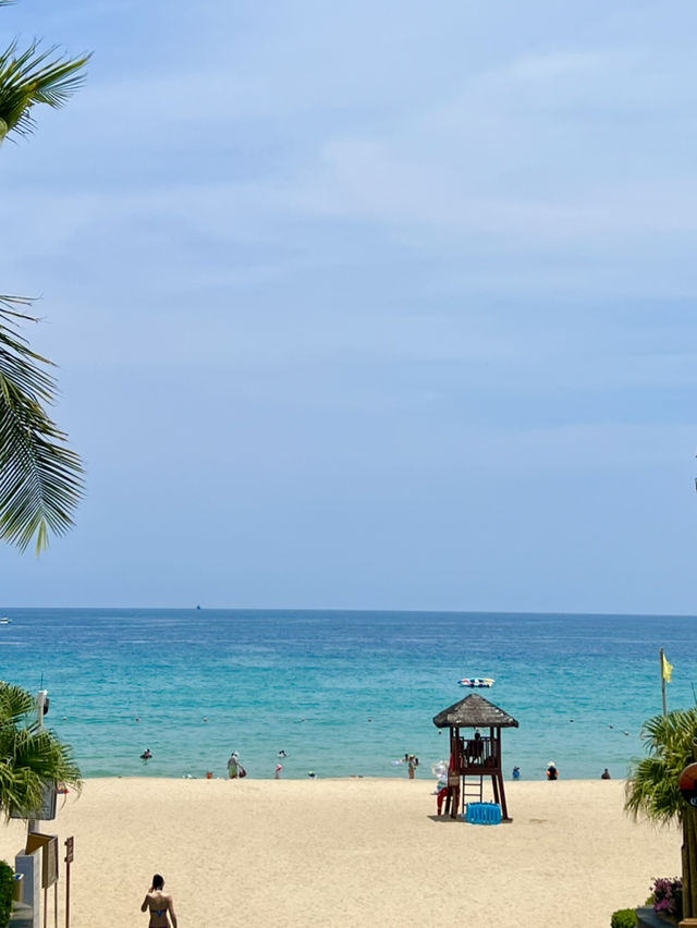 Bikini 👙 on working 👔 off - hello 🏖️- my city escape 