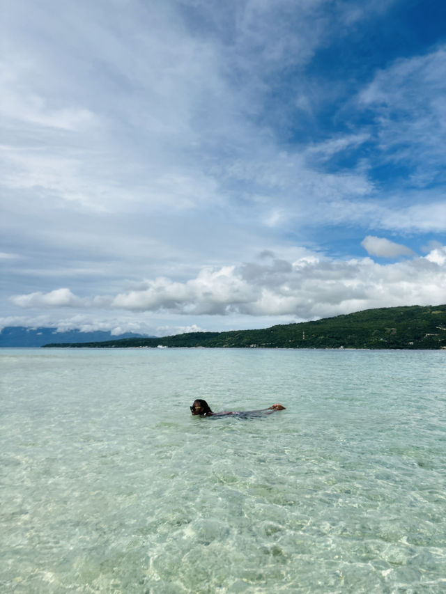 The beautiful waters of Sumilon Island 