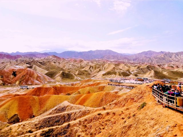 Zhangye Danxia Backpacker's Guide: Conquering China's Rainbow Mountains on a Budget