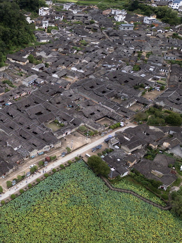 廈門出發2H真係好少用「震撼」形容一座山