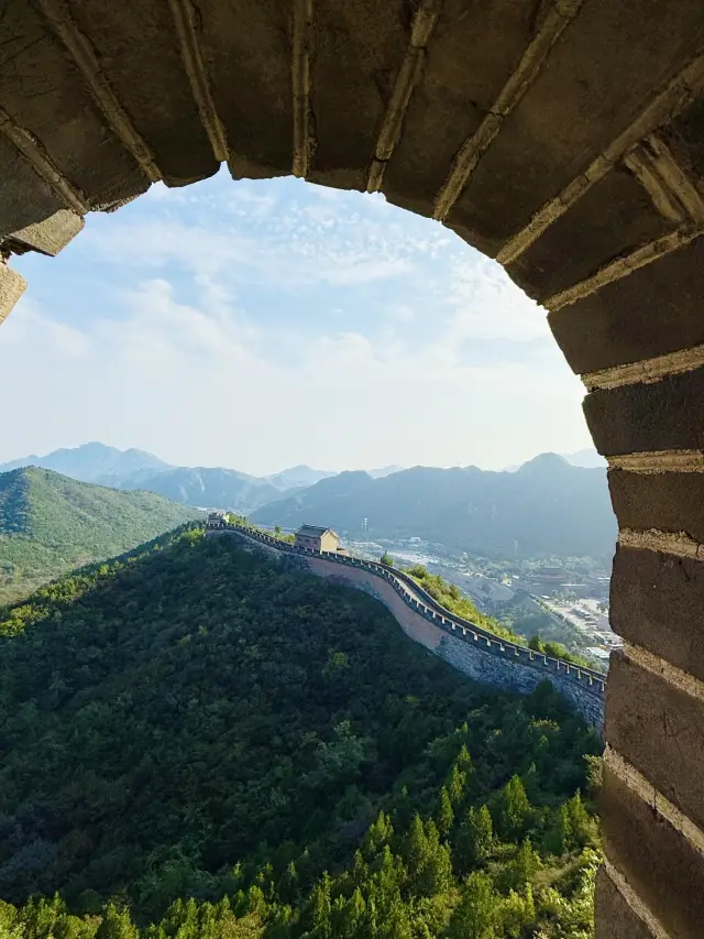 Juyongguan Great Wall: Touch the Iron Backbone at the Most Majestic Pass in the World