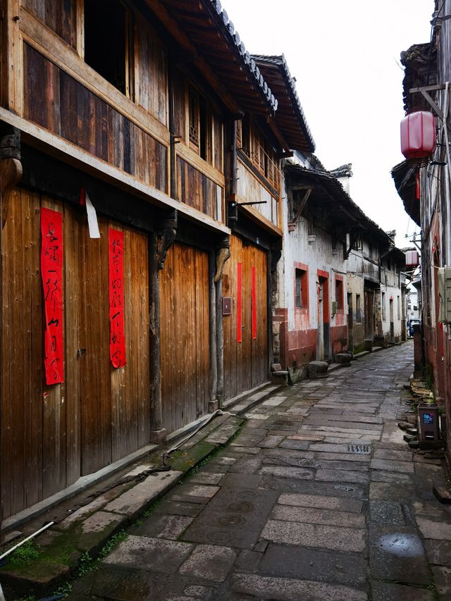 探秘千年水運碼頭休寧萬安老街穿越指南 探秘千年水運碼頭休寧萬安老街穿越指南