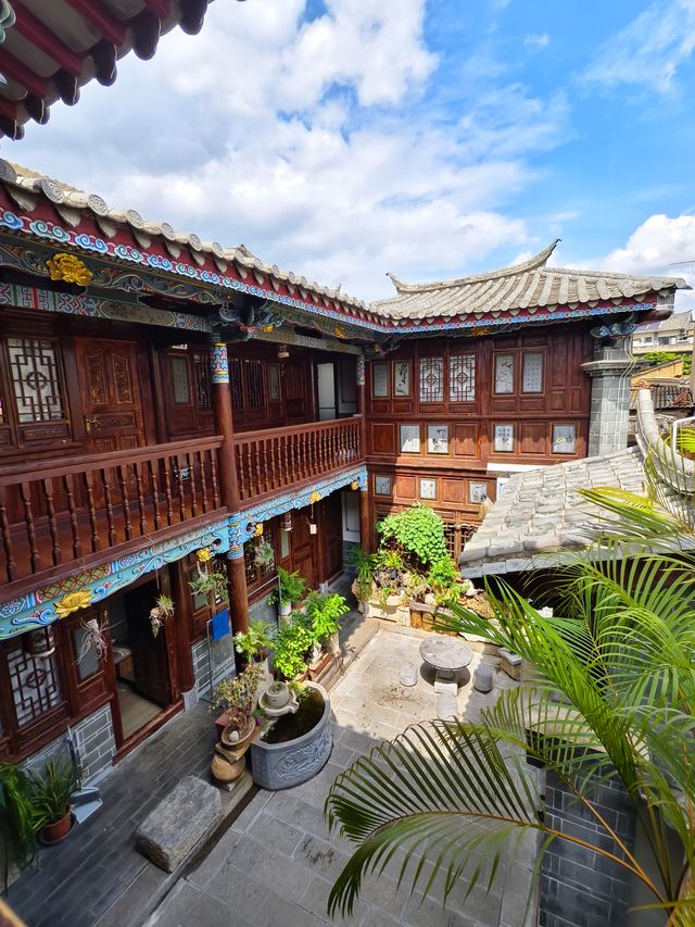 建水隱逸堂客棧〡古城裡的四合院民宿