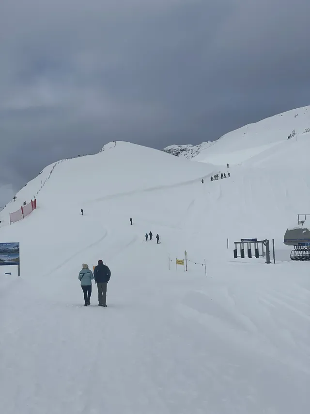 交換|瑞士的冬天 first山 交換|瑞士的冬天 first山